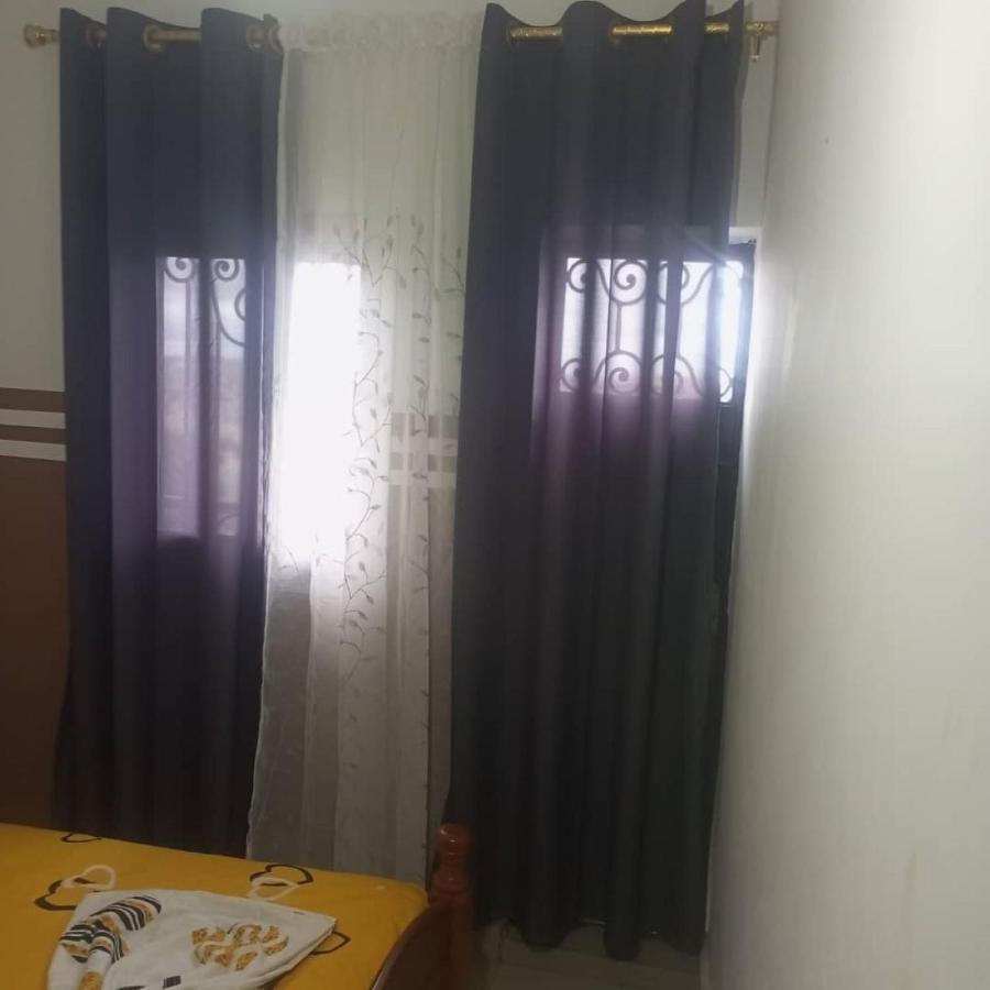 Residence 2K Studio Meuble-Chapelle Symbock-Gardien-Wifi-Location Vehicule Yaoundé Eksteriør billede